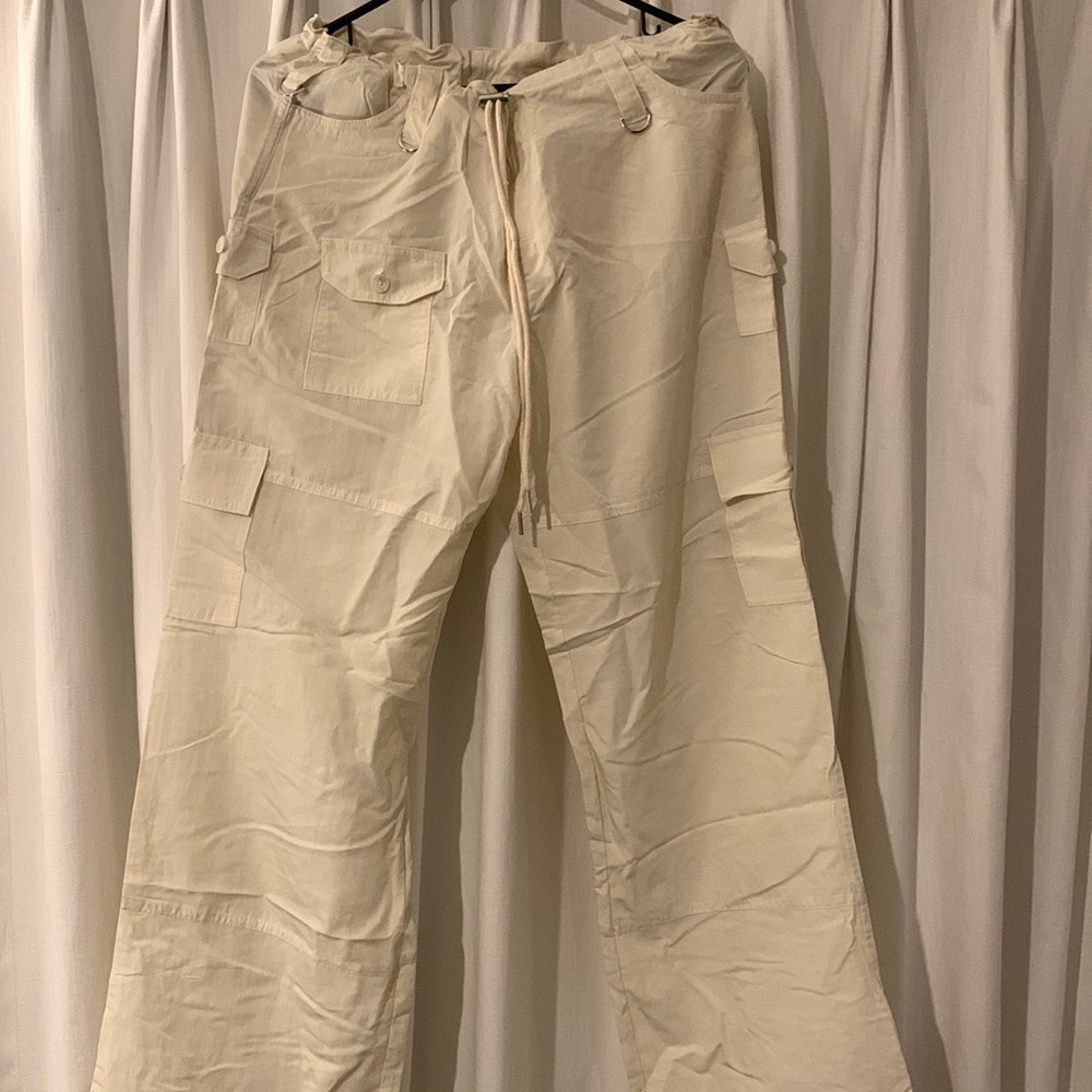 NWOT Cargo Pants.